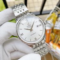 オメガ ダイバー 300mスーパーコピー スチールバンド 防水 紳士腕時計 メンズ 人気商品 多色可選