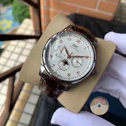 iwc ポルトギーゼ クロノ グラフスーパーコピー ハンサム 紳士  腕時計 防水 IW344202 多色可選