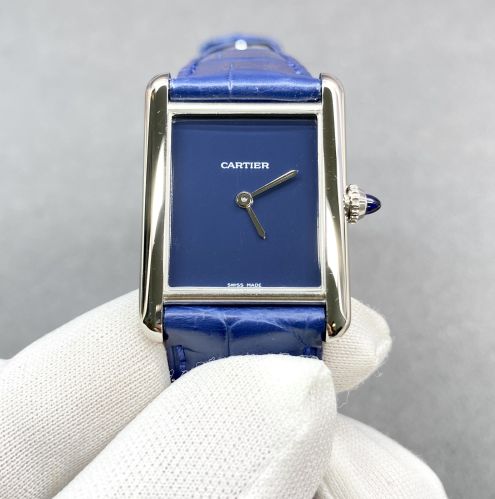 超激得の新品カルティエタンク ベルト交換偽物 簡単 ウォッチ 腕時計 レザー ウォッチ 人気 ブルー