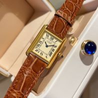 華やかな雰囲気 カルティエタンク 買取偽物 ウォッチ 腕時計 本革 レザー 優雅レディ ブラウン