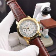 目を引く存在感 パテック 時計コピー ウォッチ 防水 コンプリケーション 腕時計 本革 レザー ホワイト