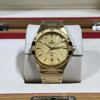 お得品‼コンステ レーション オメガ偽物 腕時計 ウォッチ スチールバンド ゴールドケース