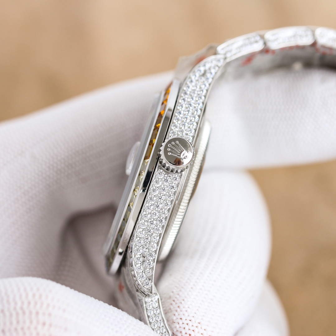 ROLEX デイトジャストＮ級品 直径41㎜ カラフルダイヤモンド満載 眩しい ファッション 高級感 ホワイト_8