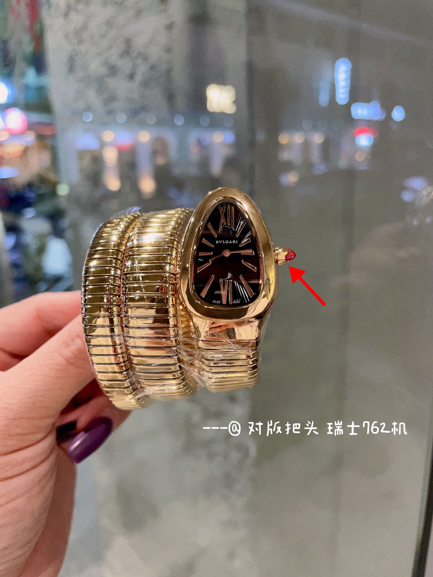 華やかな雰囲気 ブルガリ 腕時計 蛇スーパーコピー セルペンティ Serpenti 蛇かたち ブレスレット ダイヤ 多色可選_5