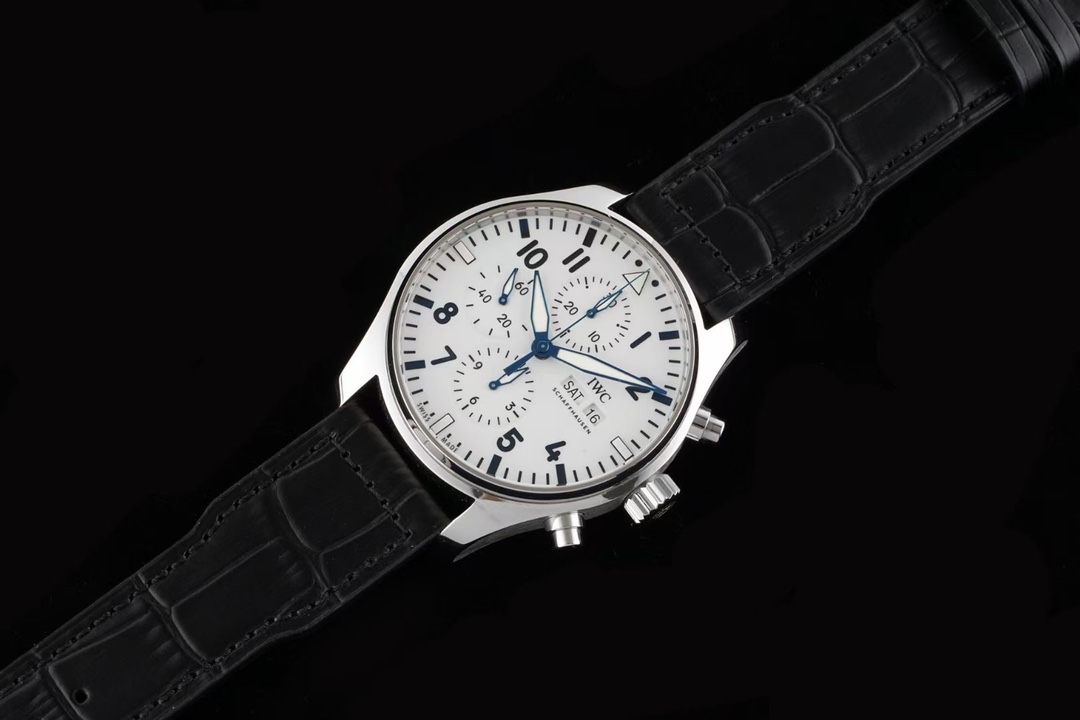 iwc ポルトギーゼ 7 デイズ偽物 腕時計 防水 シンプル 文字盤 ファッション 人気大販売 ホワイト_2