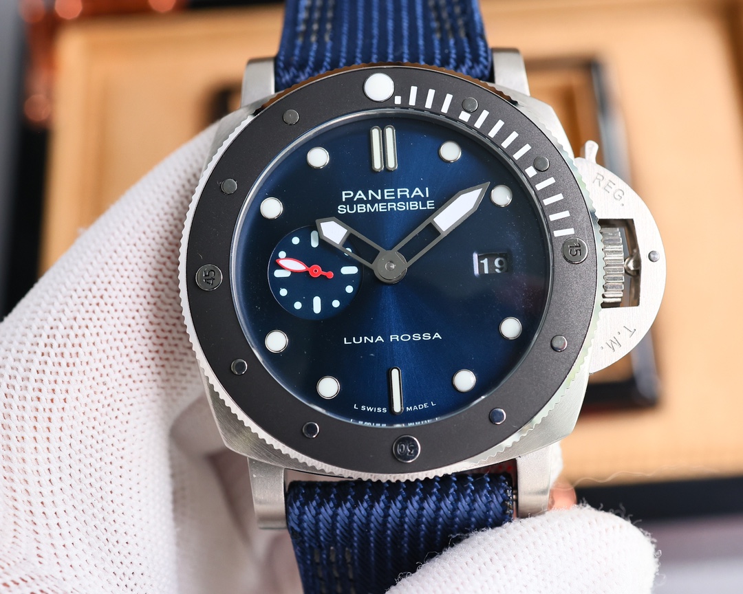 Luminor パネライ 似合う人コピー 腕時計 レザー 炭素繊維ルミノール 本革 上質品 黒いケース ブルー_6