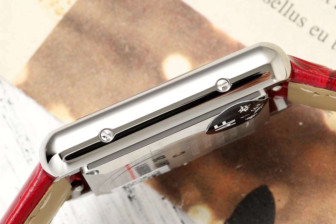 華やかな雰囲気 カルティエタンク 金コピー ウォッチ 腕時計  防水 優雅レディ シンプル ピンク_8