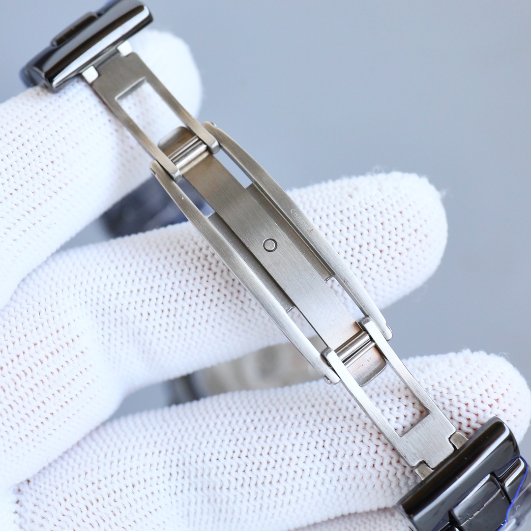 chanel 腕時計 j12スーパーコピー 優雅 ウォッチ 品質保証 防水 レディース H9762 ブラック_9