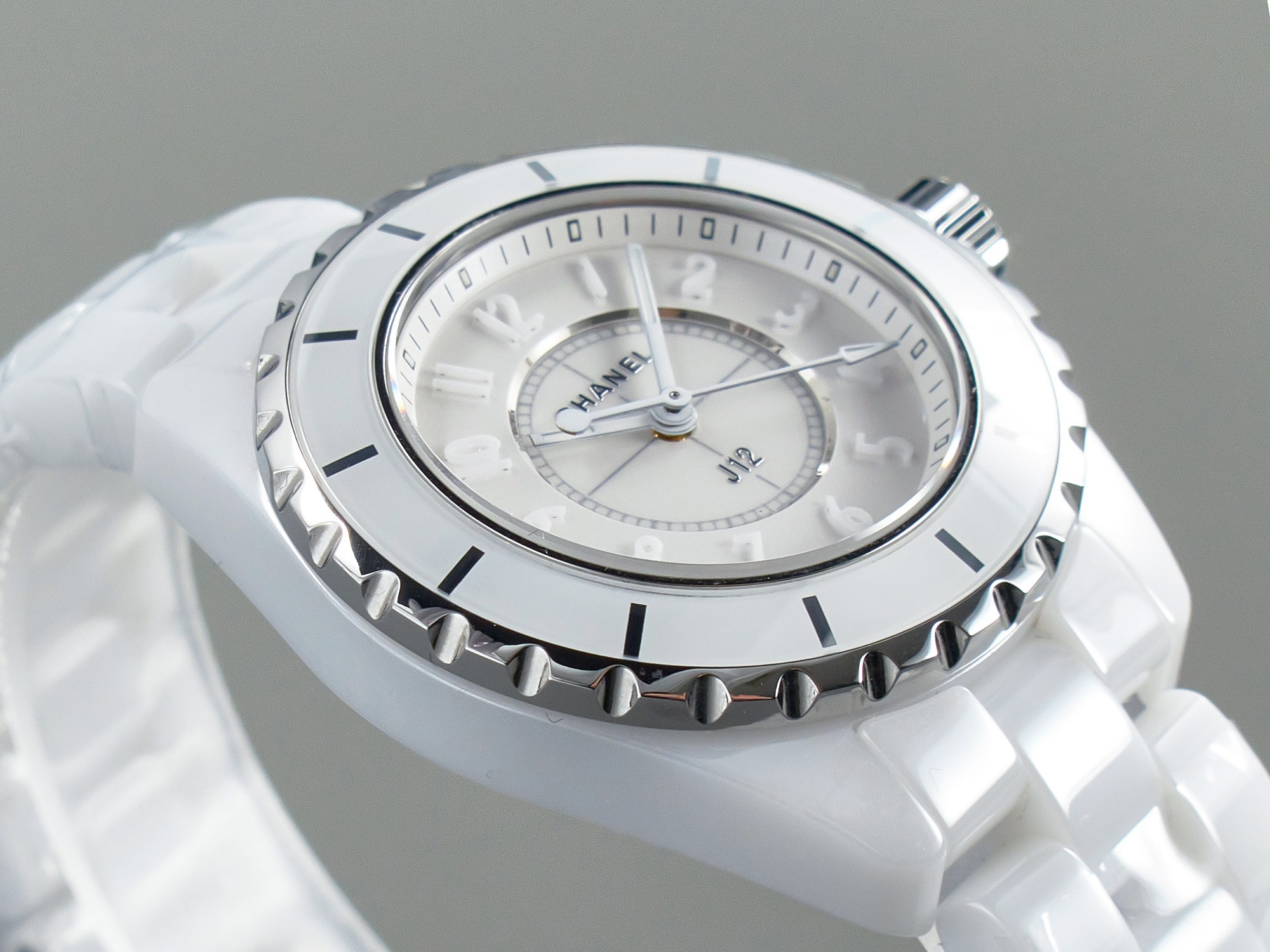 お得品‼chanelj12 値段スーパーコピー ウォッチ 防水 腕時計 ダイヤ飾り 男女兼用 H3442 ホワイト_4