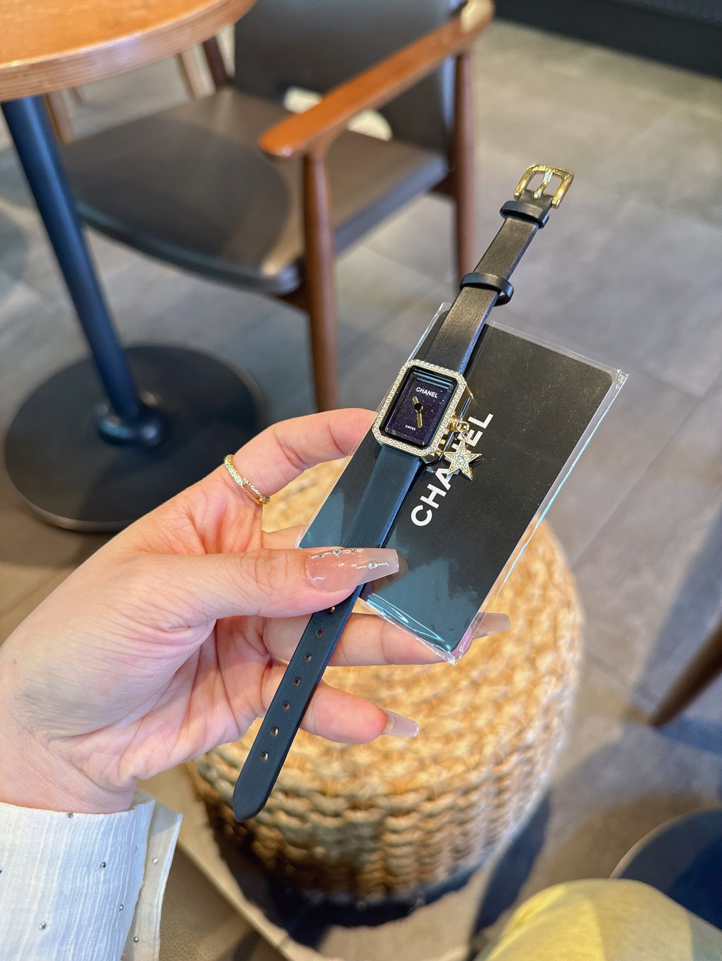 華やかな雰囲気 シャネル の 腕時計スーパーコピー シンプル 腕時計 ウォッチ 優雅 本革 ブラック_5