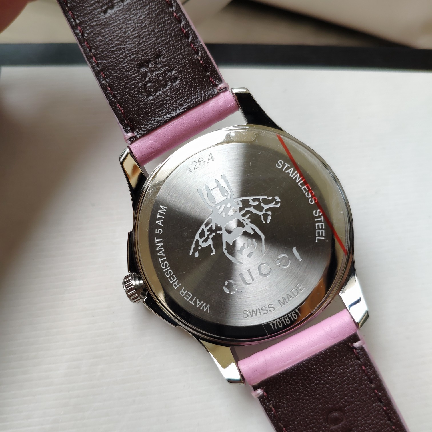 グッチ腕時計ベルト交換コピー 防水 ウォッチ レザー 高級感 G-Timeless ロゴプリント ピンク_8