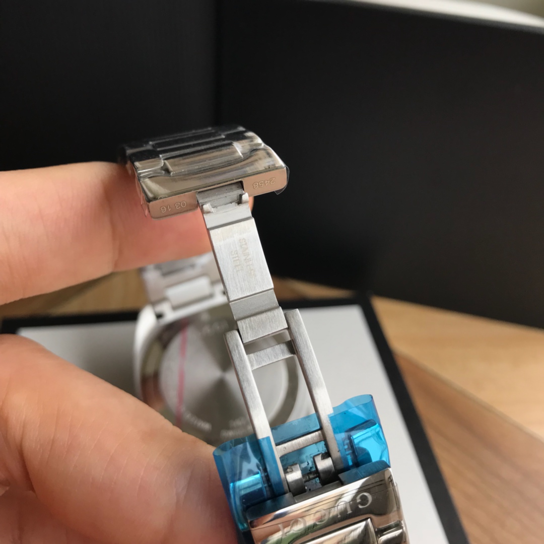 グッチ 時計偽物 防水 ウォッチ 紳士  Gタイムレス スチールバンド ハンサム 通勤 ブラウン_7