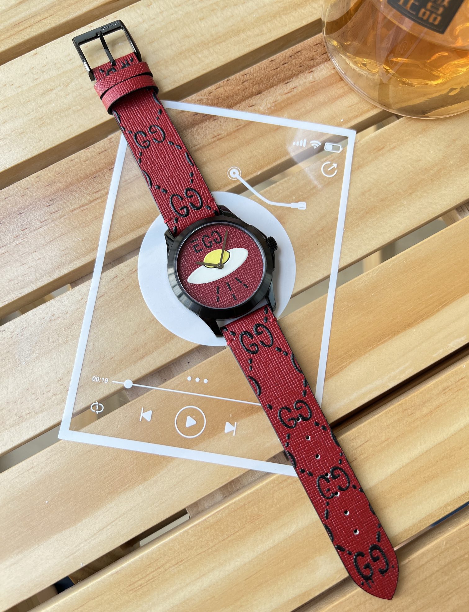 グッチ腕時計買取価格偽物 ファッション ウォッチ  Gタイムレス 優雅 ビジネス 防水 プリント レッド_3