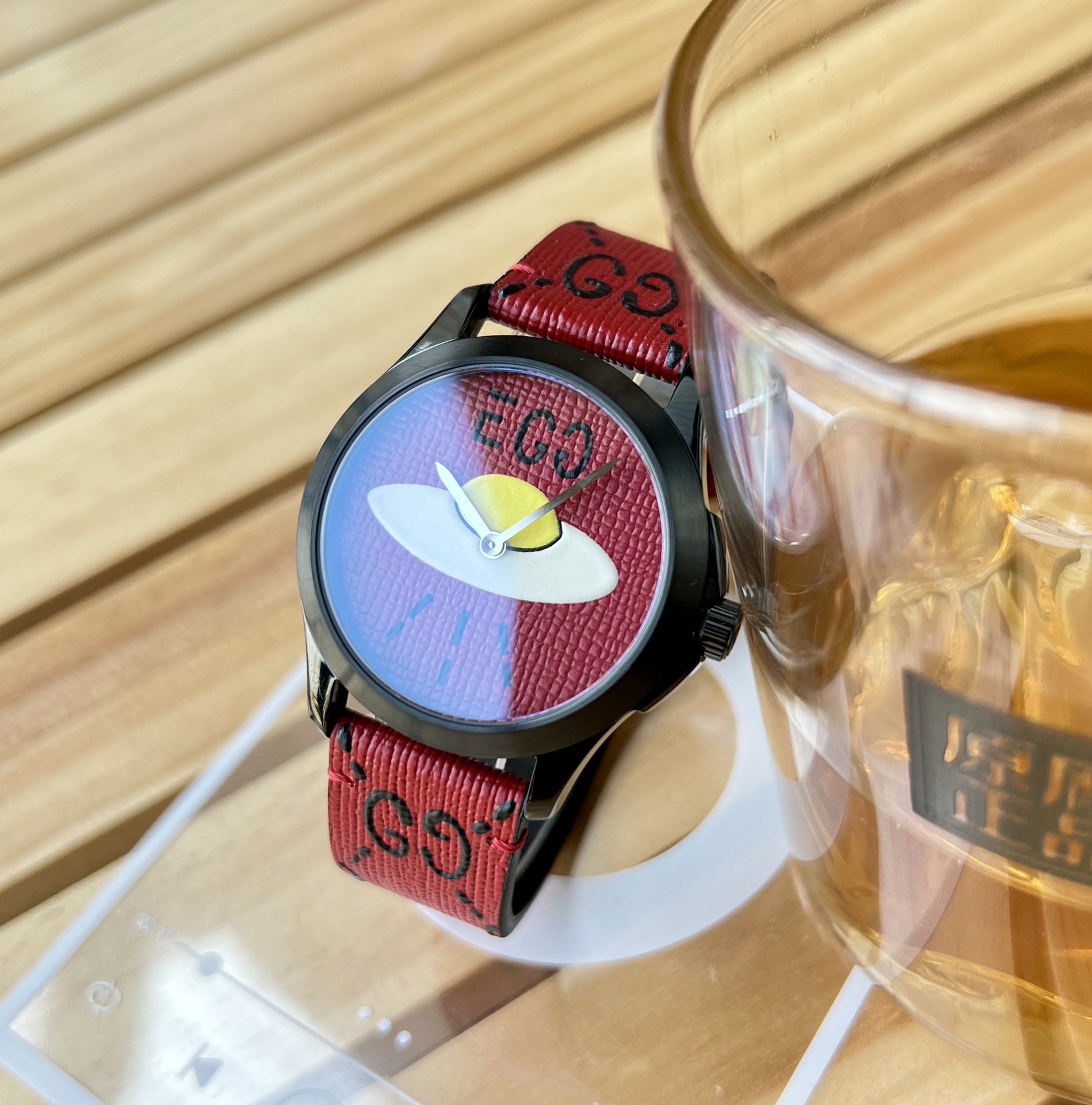 グッチ腕時計買取価格偽物 ファッション ウォッチ  Gタイムレス 優雅 ビジネス 防水 プリント レッド_5
