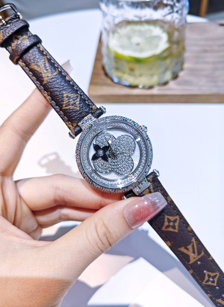 超激得の新品 ルイヴィトンジュエリーレディ偽物 ウォッチ 腕時計 ダイヤ飾り 本革 キラキラ 優雅 多色可選_2