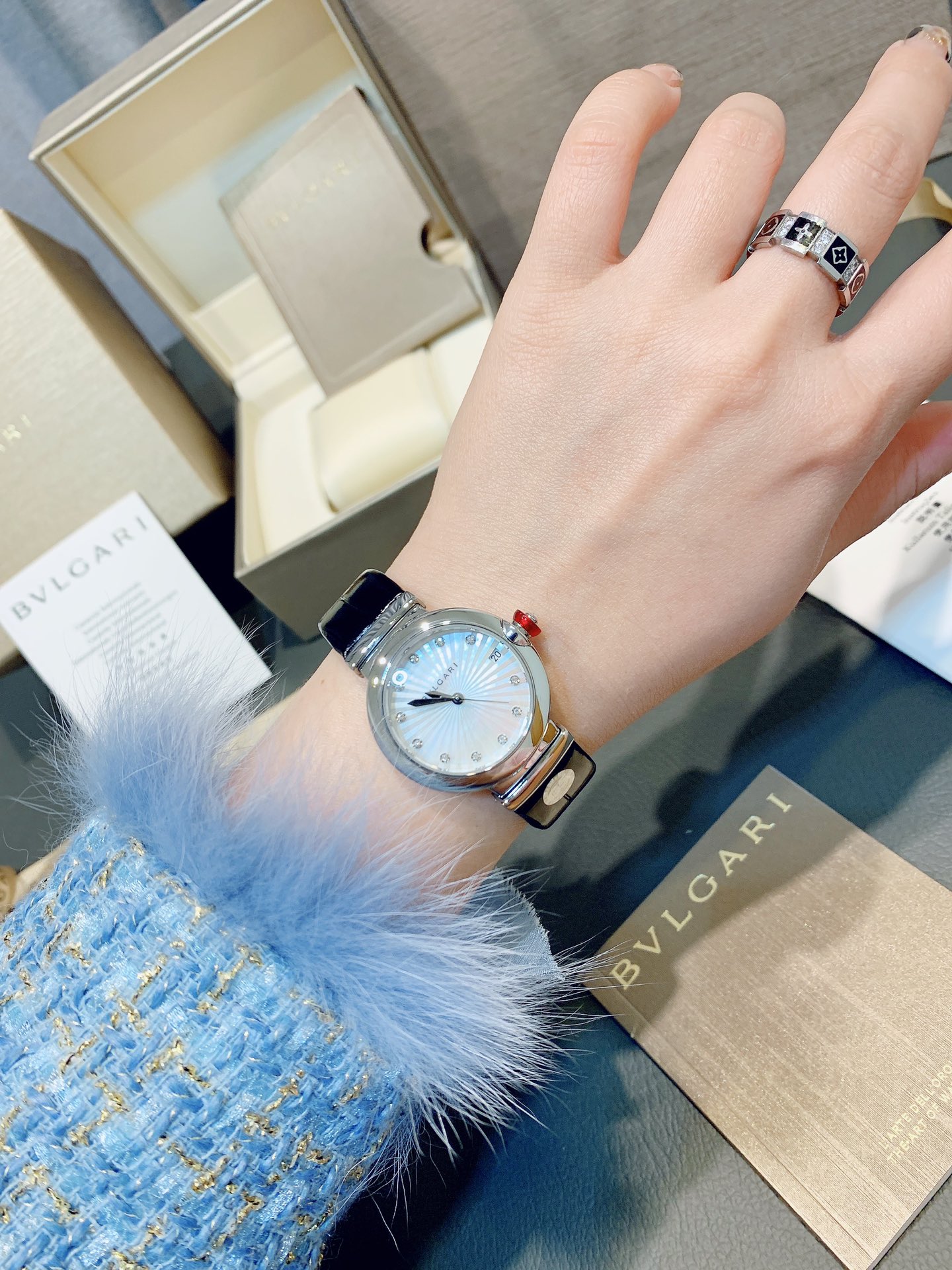 ブルガリ腕時計 ムーブメントスーパーコピー 防水 ウォッチ 本革 レザー ダイヤモンド飾り 多色可選_6