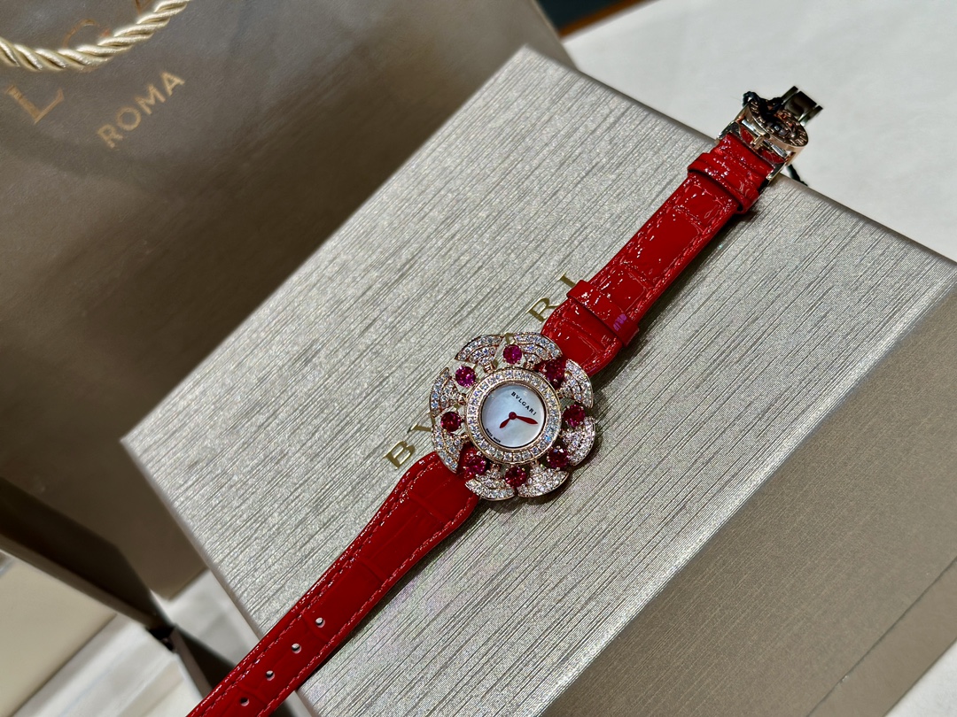 ブルガリ ブルガリブルガリ 時計N級品 ウォッチ ジュエリー 防水 宝石飾り ダイヤモンド レッド_11