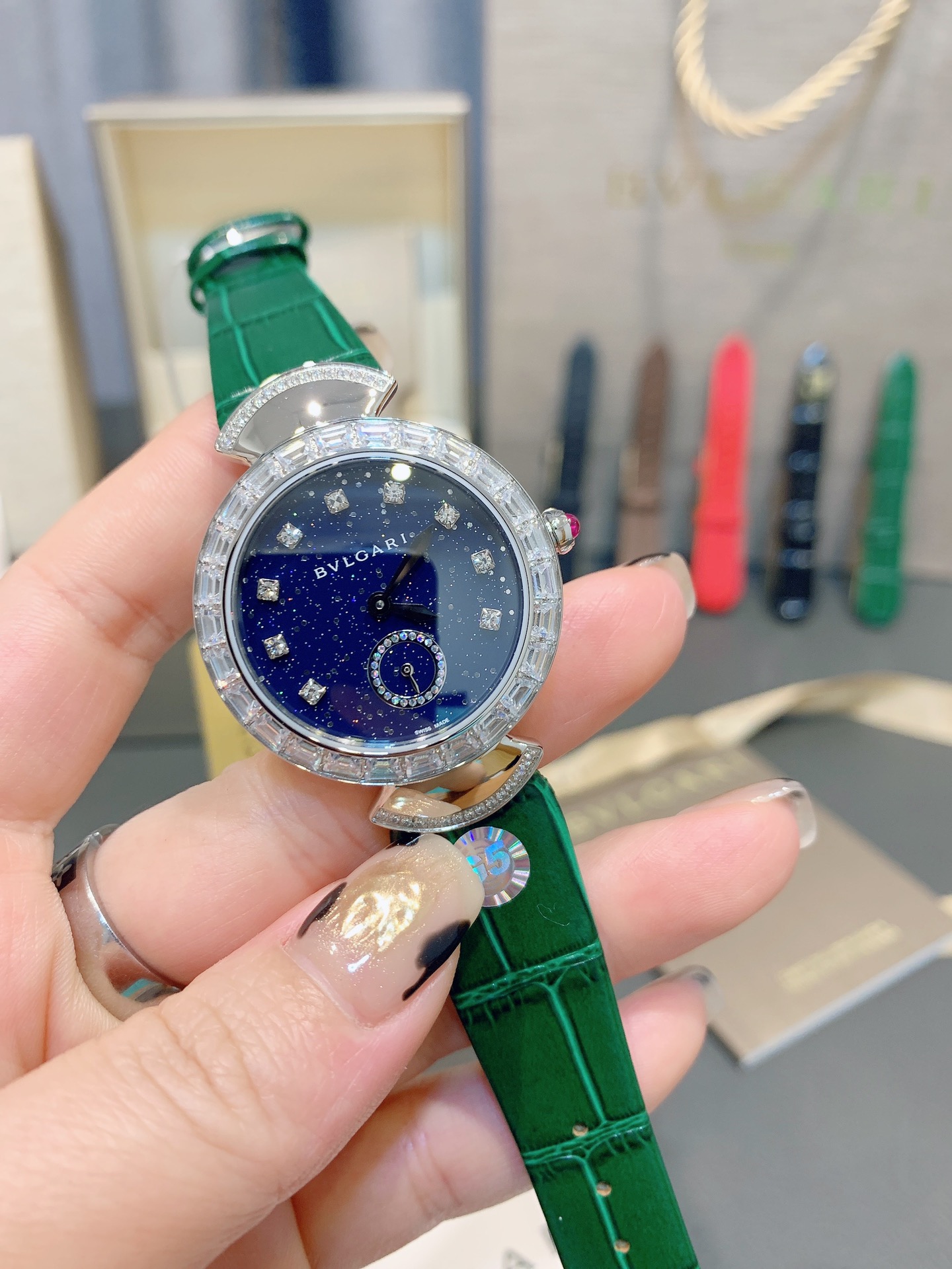 ブルガリ 時計 レディース ブレスレットコピー ウォッチ ディーヴァズ ドリーム ダイヤモンド グリーンバンド_5