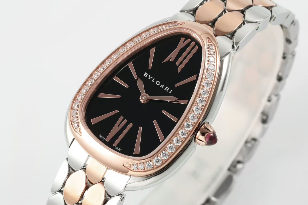 BVLGARI オメガ ブルガリ偽物 ダイヤモンド飾り 魅力 セルペンティ ウォッチ 蛇かたち ブラック_3