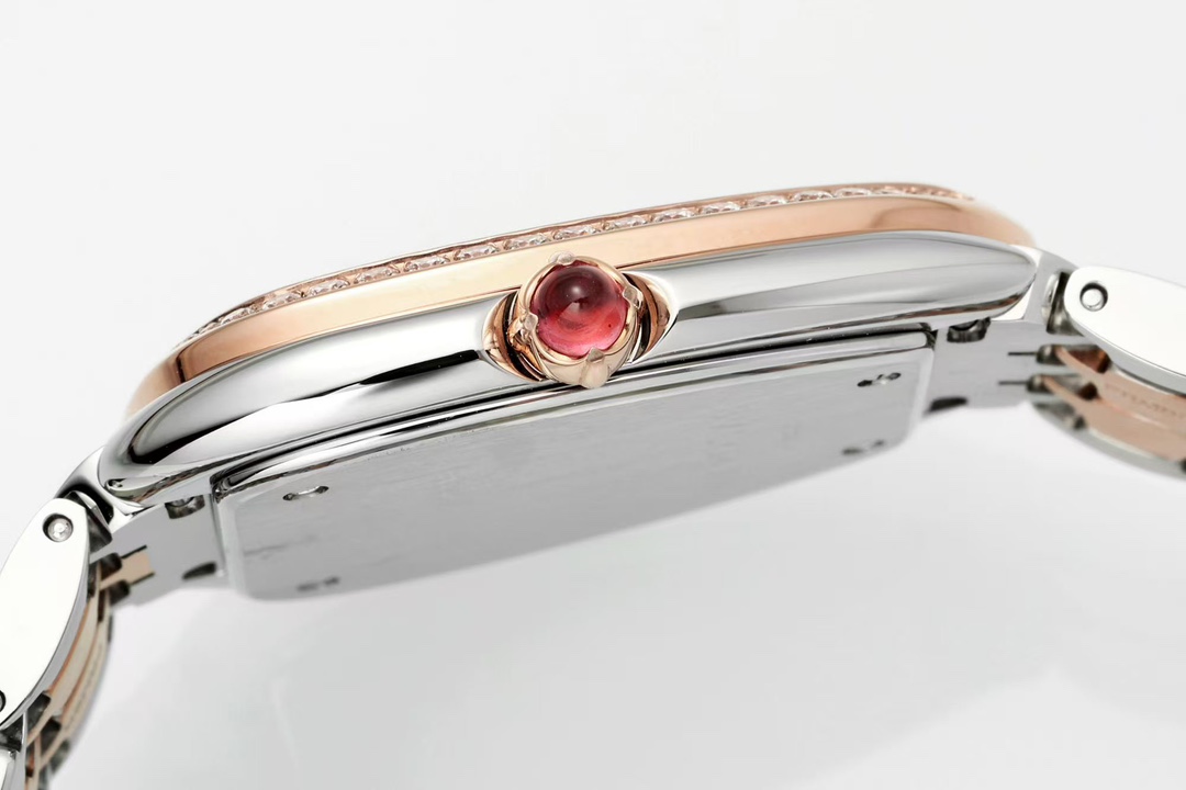 BVLGARI オメガ ブルガリ偽物 ダイヤモンド飾り 魅力 セルペンティ ウォッチ 蛇かたち ブラック_6