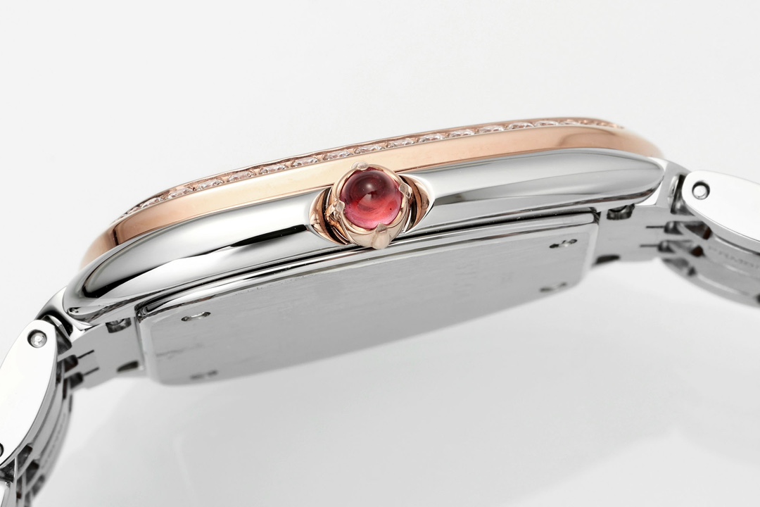 BVLGARI ブルガリ 時計 モテ るコピー ダイヤモンド飾り 魅力 セルペンティ ウォッチ 蛇かたち ブラック_7