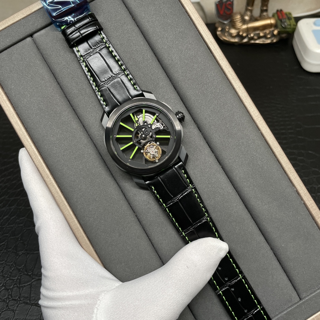 ブルガリ時計 ムーブメントN級品 オクト ウォッチ トゥールビヨン 防水 夜光 黒いケース ブラック_2
