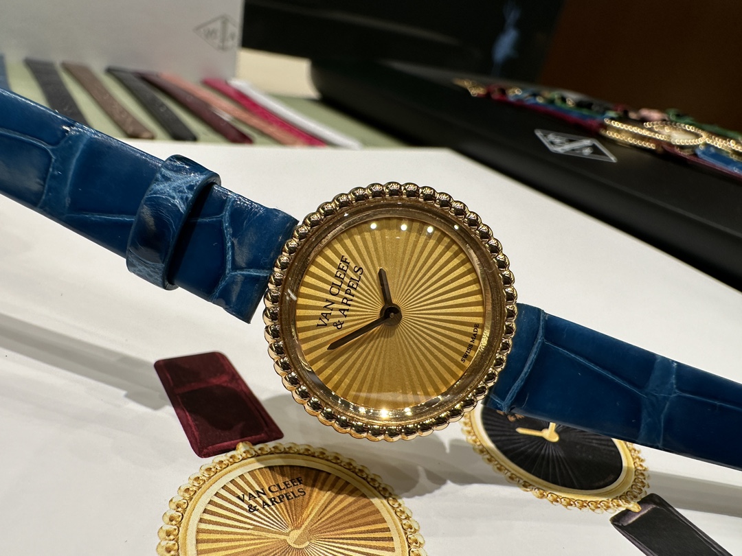 超激得の新品 ヴァンクリーフアーペル ロングネックレス激安通販 腕時計 ウォッチ ペルレ 優雅レディ ブルー_2