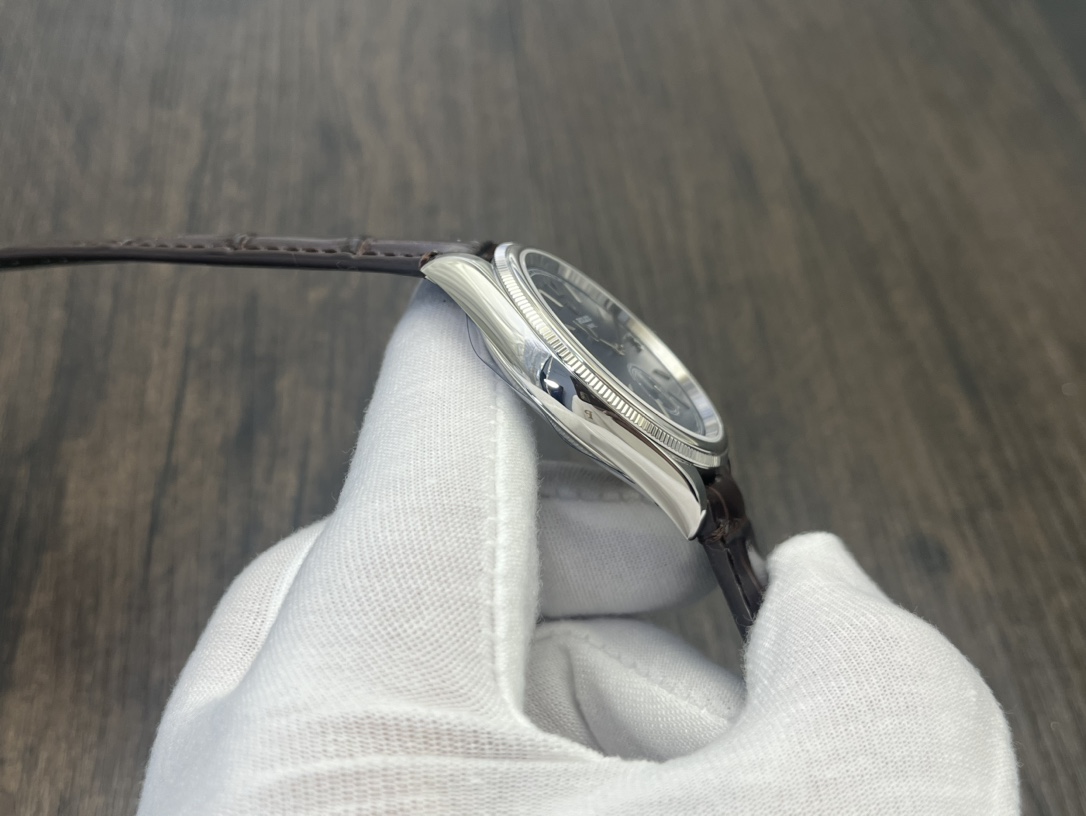 Rolex 1908 オイスター パーペチュアル 39偽物 ウォッチ 腕時計 防水 シンプル レザー ブルー_5