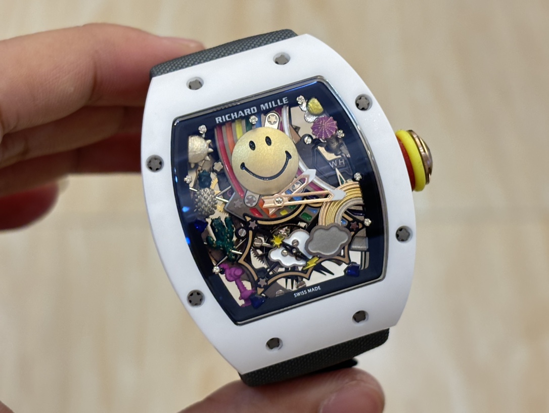 人気定番 リシャール アップルウォッチ偽物 ウォッチ 腕時計 防水 トゥールビヨン RM 88 ブラック_5