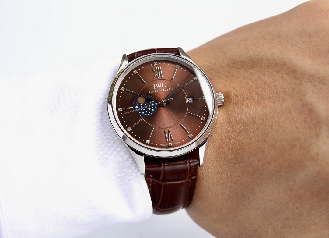 iwc ポート フィノ クロノ グラフコピー 牛革 ファッション 防水 ハンサム シンプル 腕時計 ブラウン_5
