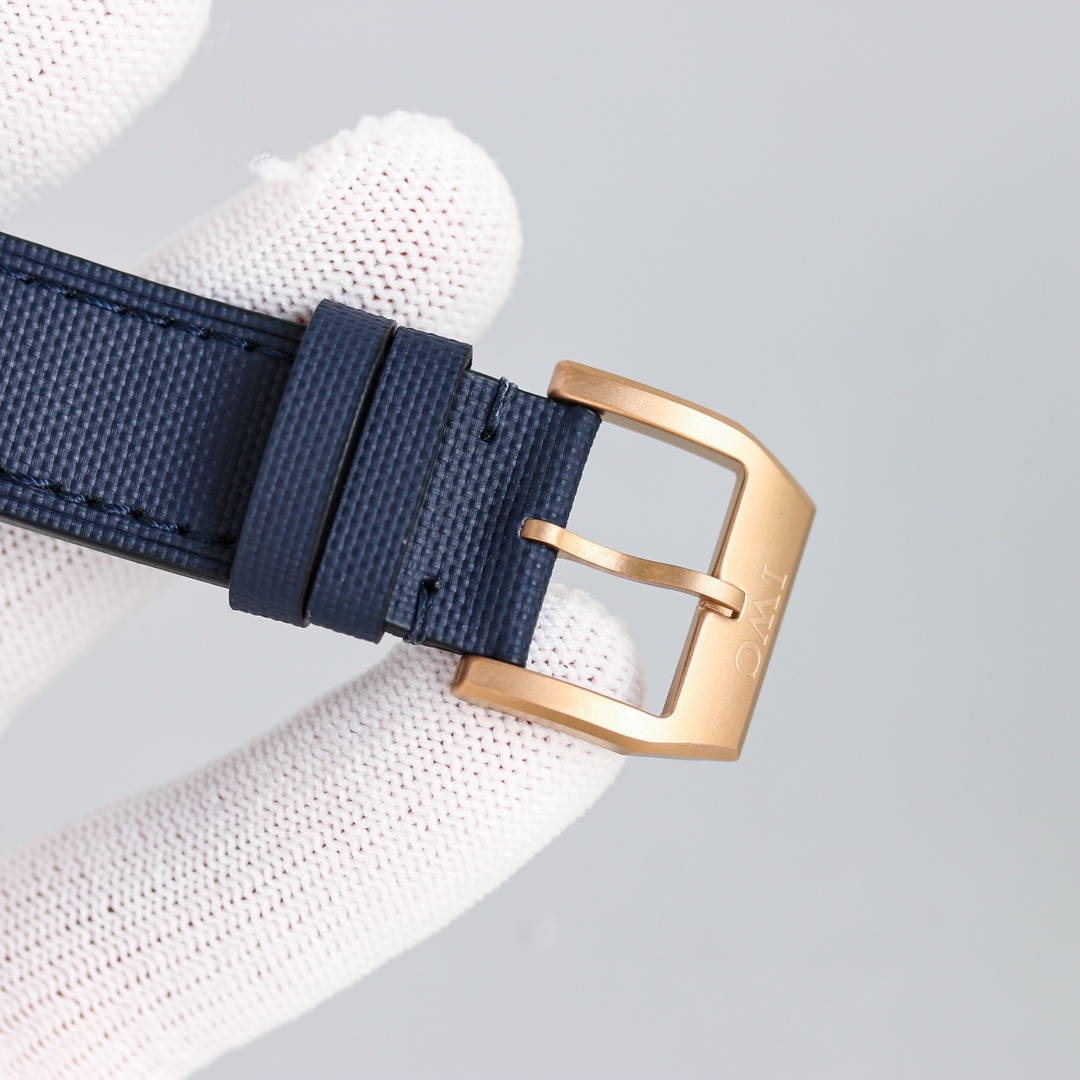 IWC パイロット ウォッチコピー 腕時計 ファッション 防水 ハンサム ブルー_9