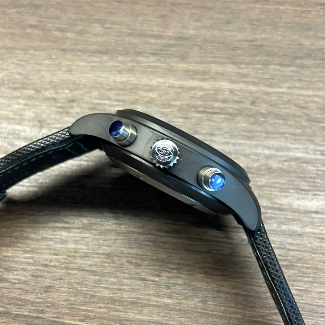 iwc パイロット ウォッチ スピットファイアスーパーコピー 腕時計 ファッション 防水 ハンサム ブラック_6