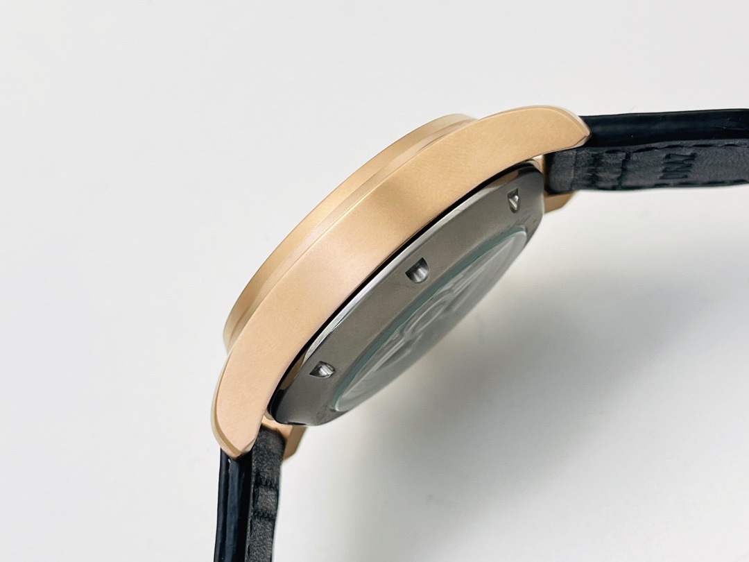 iwc パイロット偽物 新商品 シンプル  腕時計 ファッション 防水 ハンサム ブラック_6