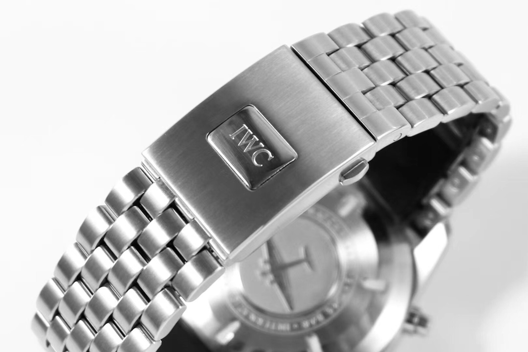iwc 時計 パイロット ウォッチ偽物 ハンサム 紳士 シンプル  腕時計 ファッション 防水 ブラック_9