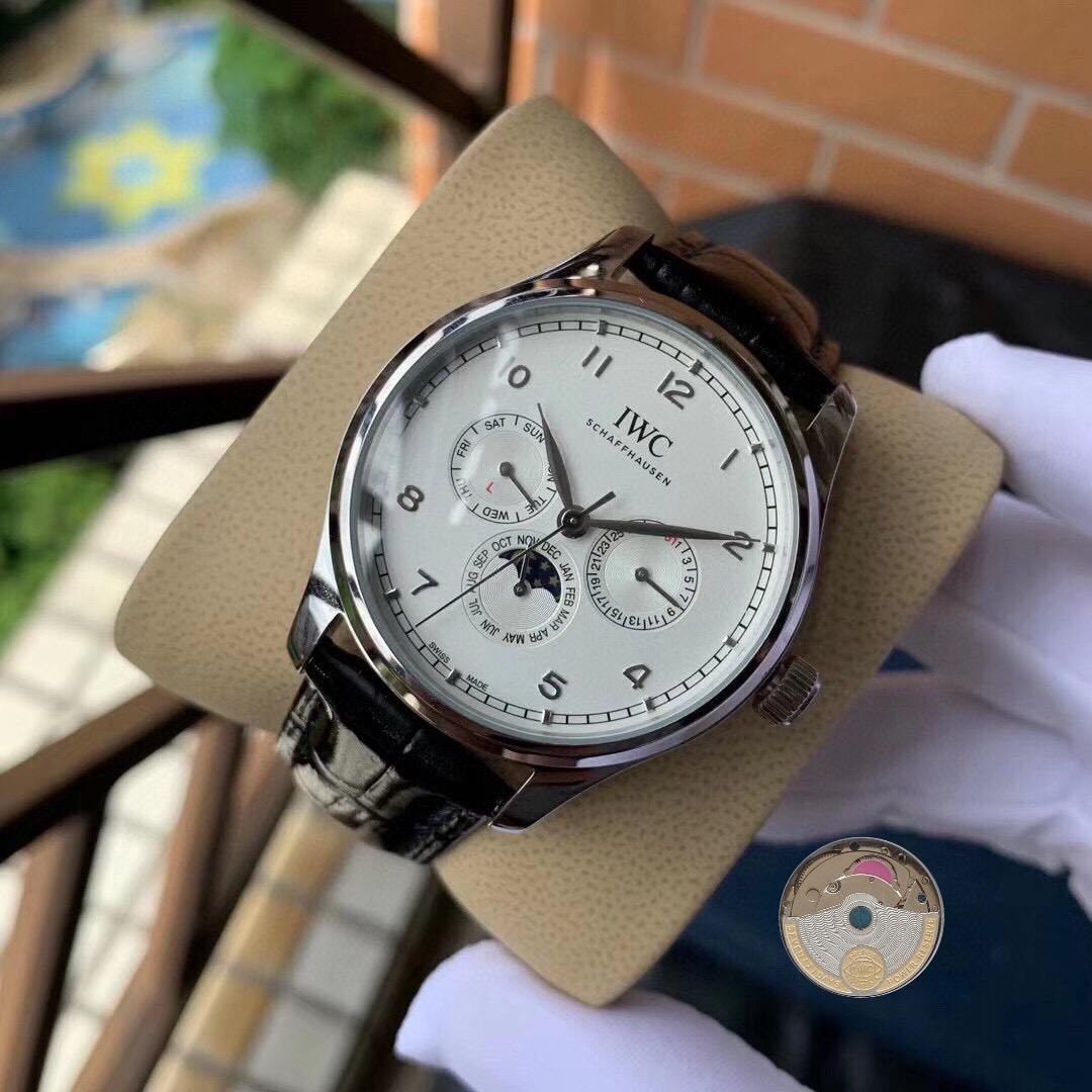 iwc ポルトギーゼ クロノ グラフスーパーコピー ハンサム 紳士  腕時計 防水 IW344202 多色可選_4