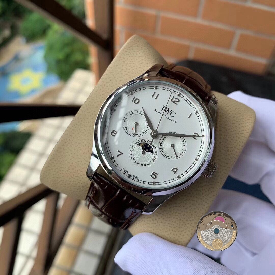 iwc ポルトギーゼ クロノ グラフスーパーコピー ハンサム 紳士  腕時計 防水 IW344202 多色可選_5