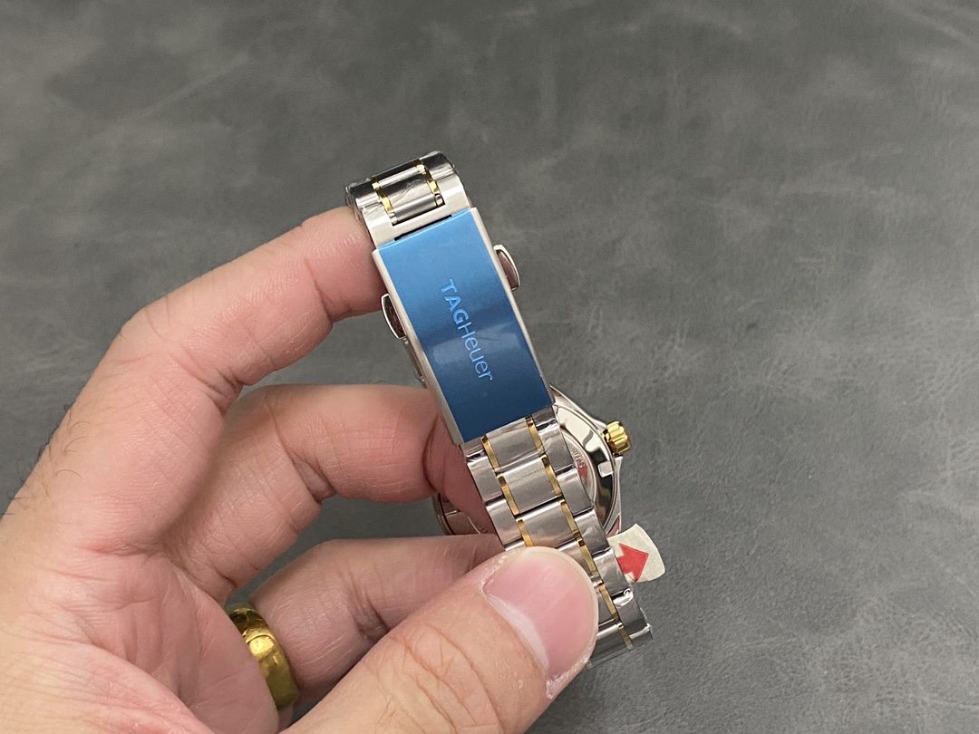 タグホイヤー フォーミュラ1 黒スーパーコピー シンプル 防水 夜光 ウォッチ 優雅レディ 腕時計 ホワイト_8