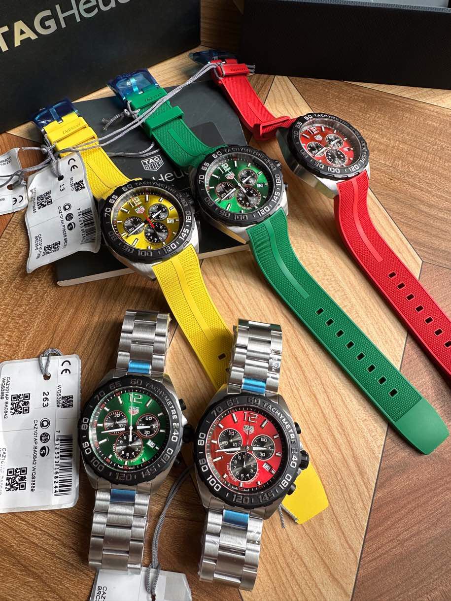 超激安 タグホイヤーフォーミュラ1クロノグラフコピー 腕時計 ウォッチ メンズ 防水 レッド_1