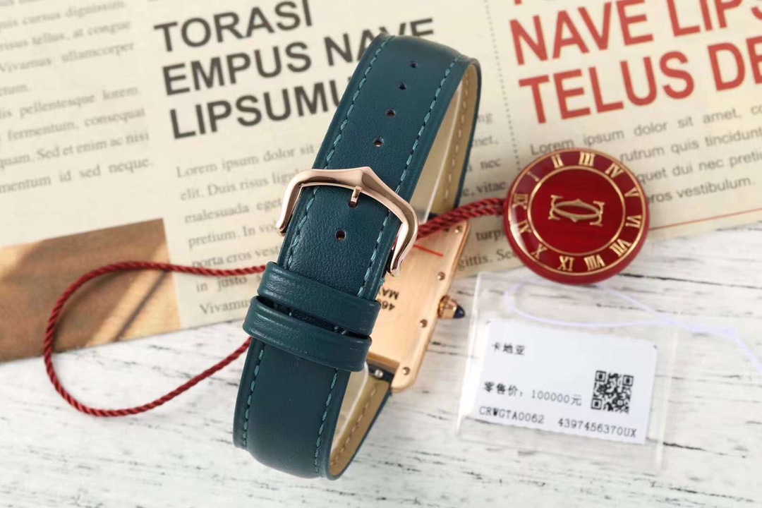 超人気商品 カルティエタンクフランセーズスーパーコピー 腕時計 レザー ウォッチ 防水 ゴールドケース ブルー_9