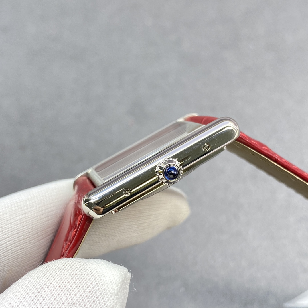超激得の新品カルティエタンク メンズスーパーコピー 簡単 ウォッチ 腕時計 レザー ウォッチ 人気 レッド_4