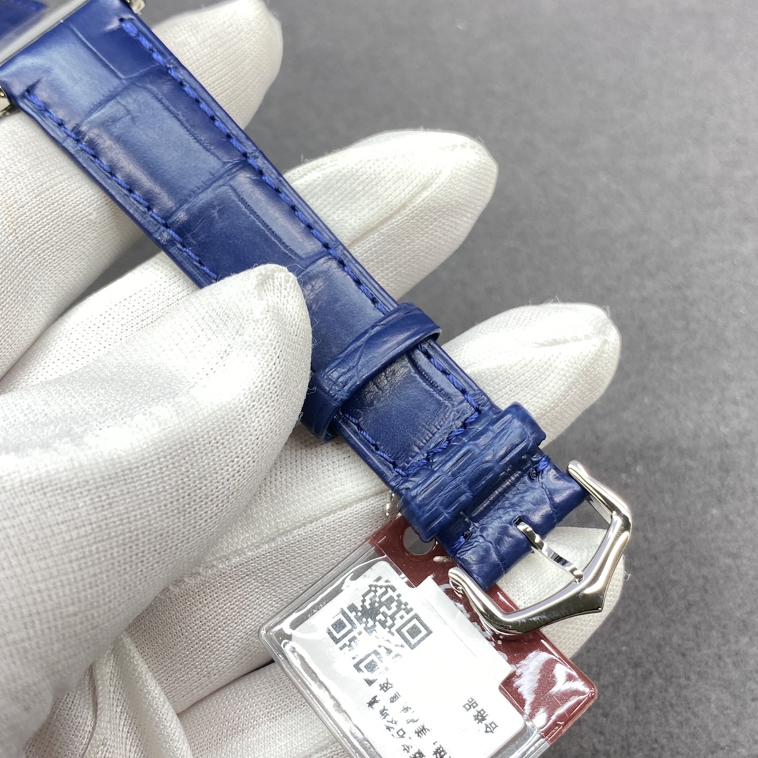 超激得の新品カルティエタンク ベルト交換偽物 簡単 ウォッチ 腕時計 レザー ウォッチ 人気 ブルー_7