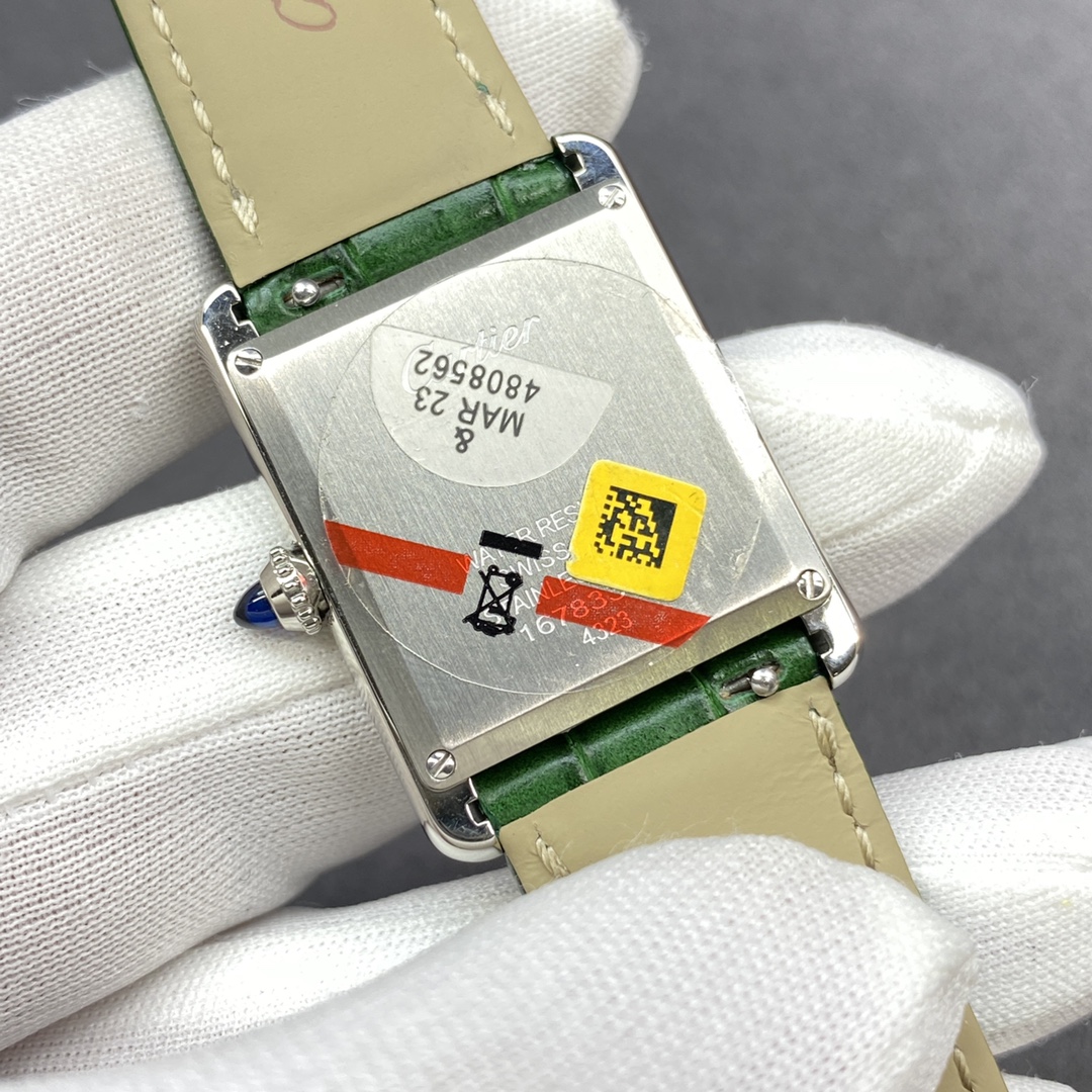 超激得の新品カルティエタンク ベルトコピー 簡単 ウォッチ 腕時計 レザー ウォッチ 人気 グリーン_8