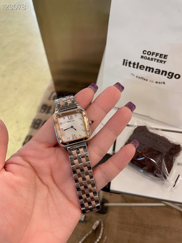 お買い得なカルティエ サントス ドゥ カルティエ偽物 シンプル 腕時計 ウォッチ 防水 多色可選_3