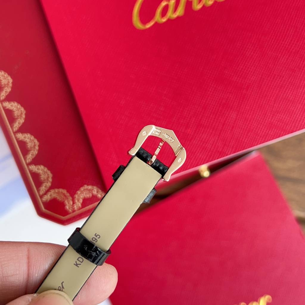 カルティエ ベニュワール イエローゴールド偽物 牛革 腕時計 ウォッチ 優雅レディ ダイヤ飾り 多色可選_8
