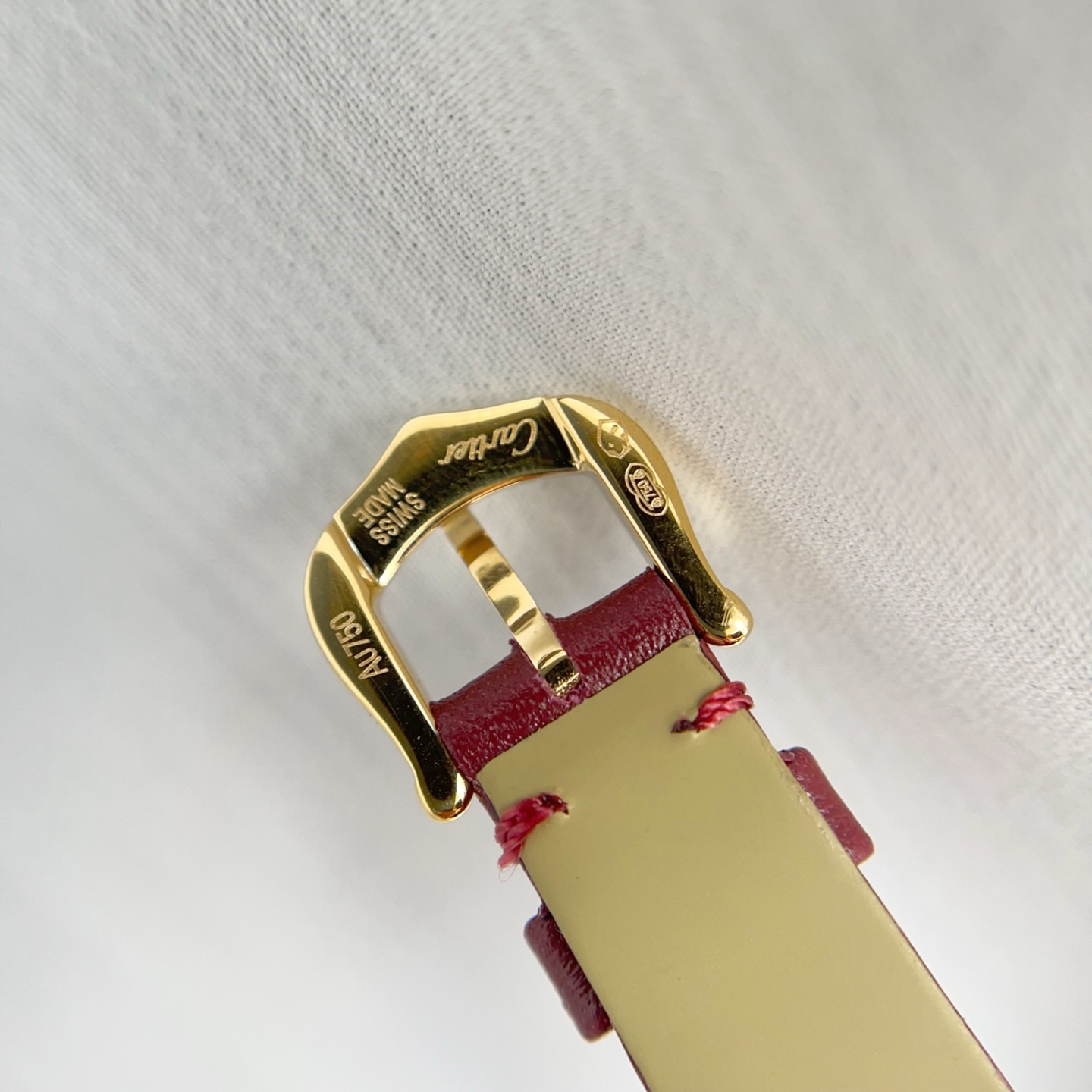 人気流行品 カルティエ ベニュワール 価格スーパーコピー 腕時計 ウォッチ 優雅レディ レッド_3