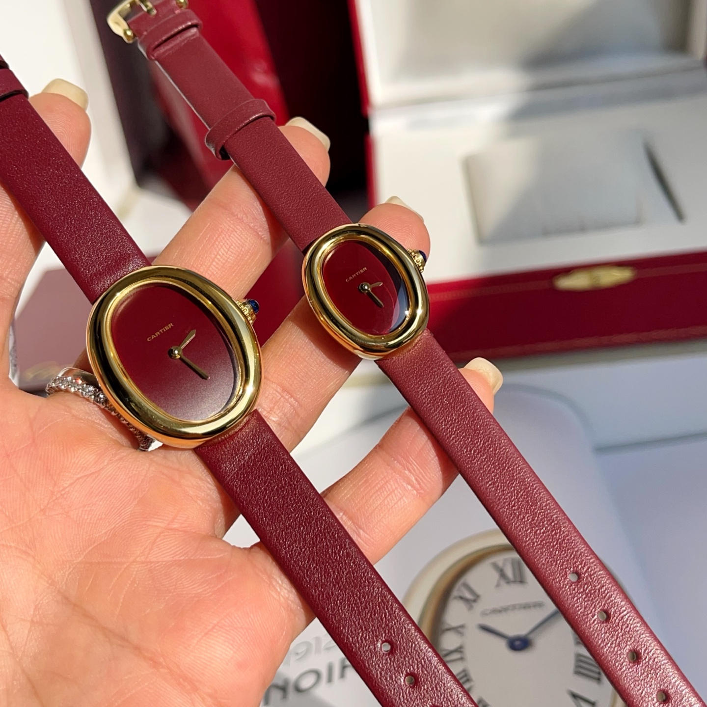 人気流行品 カルティエ ベニュワール 価格スーパーコピー 腕時計 ウォッチ 優雅レディ レッド_7
