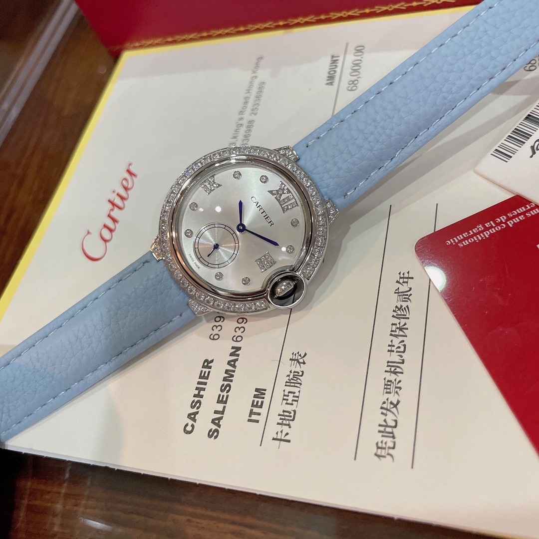 高級感溢れる カルティエ バロンブルー 新作偽物 ダイヤ飾り 腕時計 優雅 ウォッチ 夜光 ブルー_6