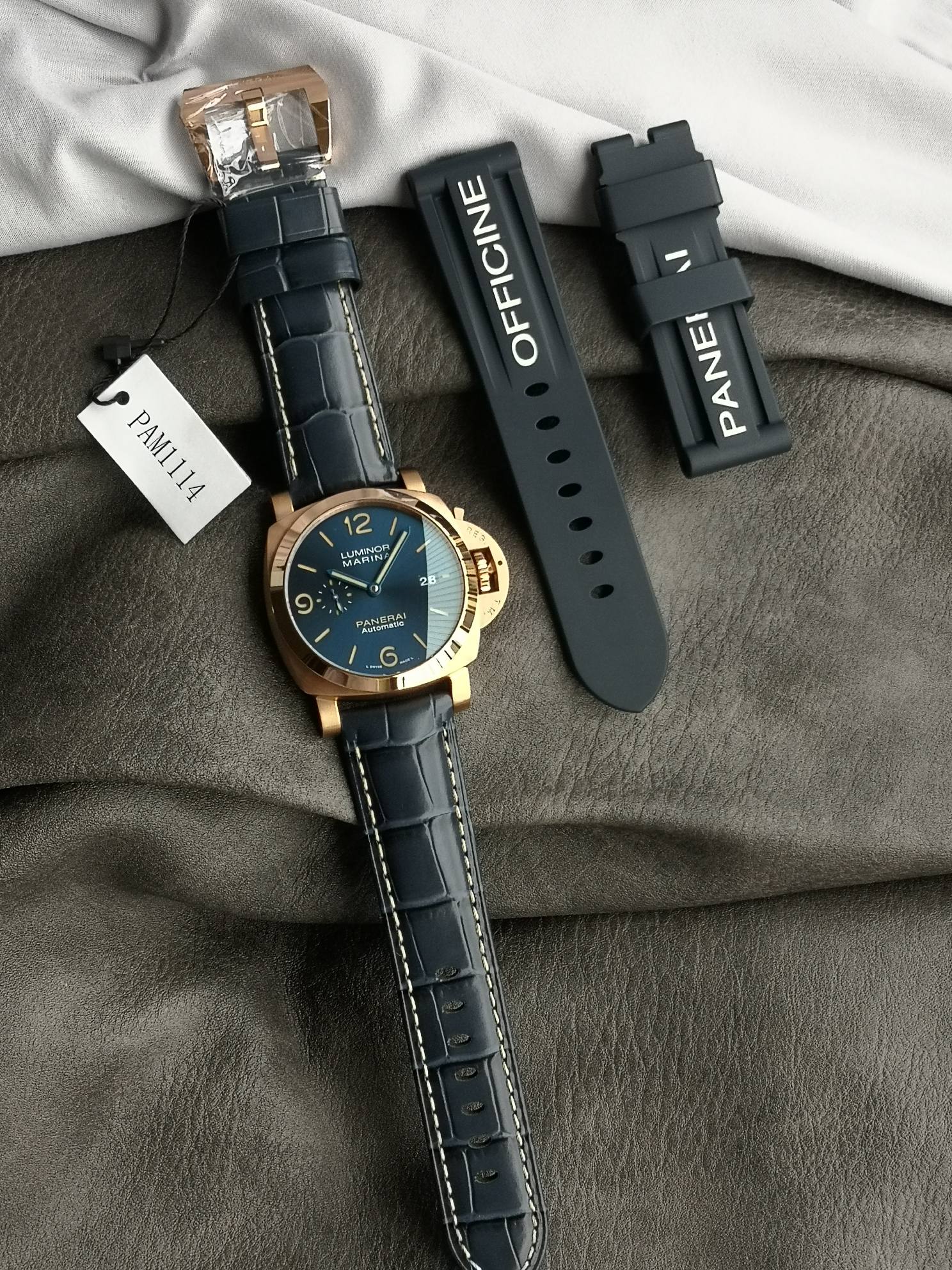 目を引く存在感 パネライ 壊れにくい偽物 ルミノール PAM01114 ウォッチ 夜光 防水 ブラック_1