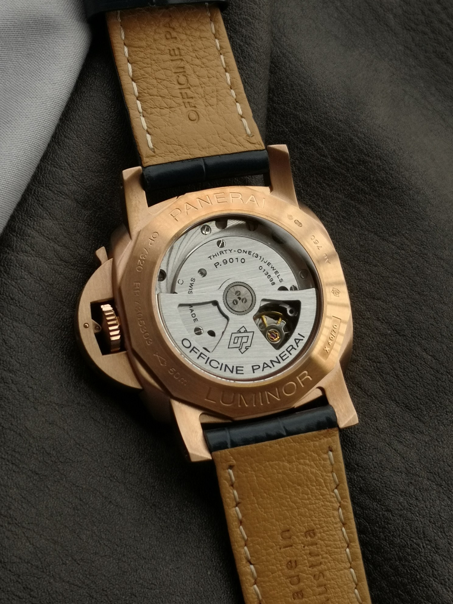 目を引く存在感 パネライ 壊れにくい偽物 ルミノール PAM01114 ウォッチ 夜光 防水 ブラック_9