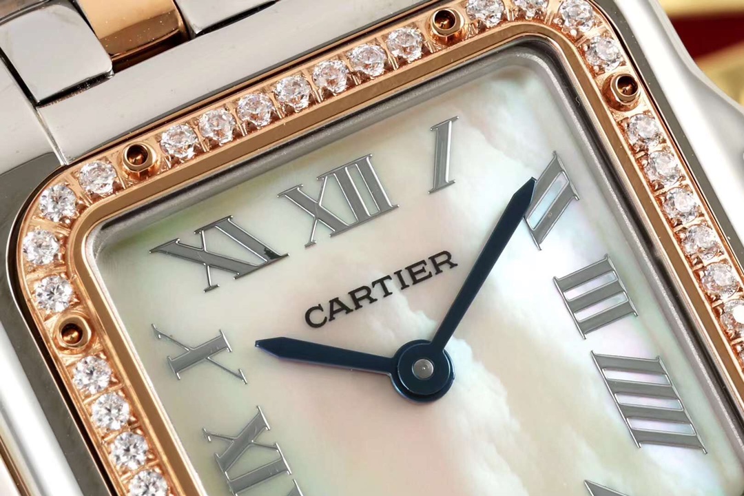 カルティエみたいな時計N級品 ウォッチ パンテール 優雅 スチールバンド ダイヤ飾り シルバーケース_4